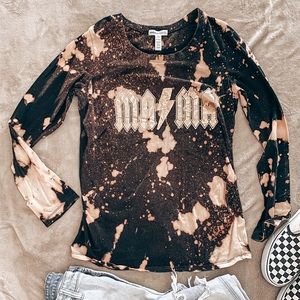 Mama distressed shirt